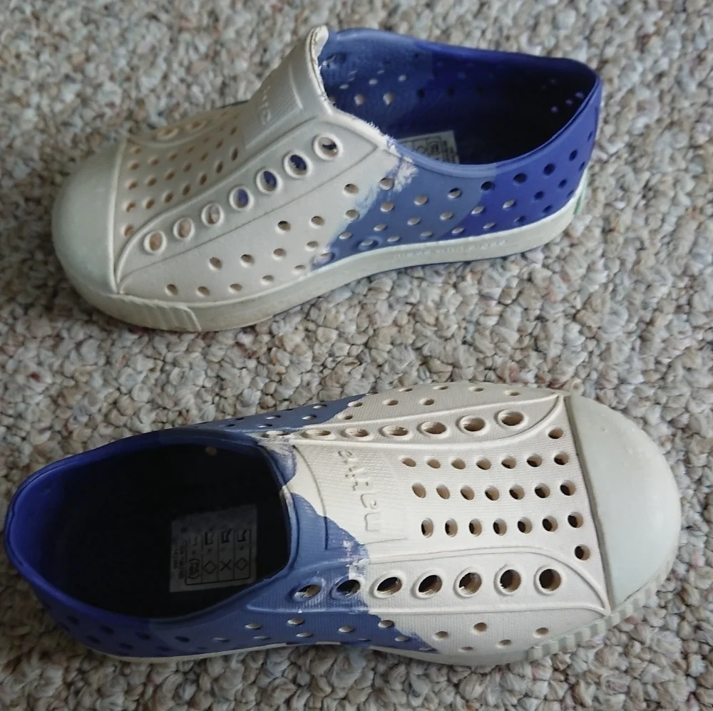 Native Kids Shoes Jefferson Bloom Marbled Child Cream and Blue size 8